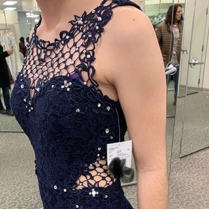 Gorgeous midnight blue prom or evening dress 👗